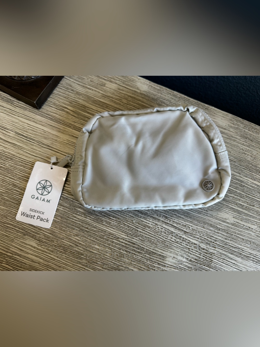 🆕 GAIAM Light Gray Sidekick Waist Pack Crossbody Bag